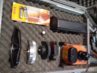 Nivel Láser y Metro con Trípode