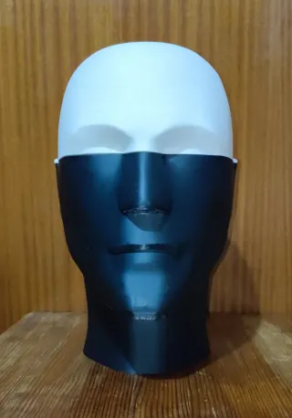 Cabeza de maniquí bicolor