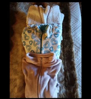 Lote 4 felpe e vestaglia Sfera