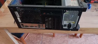 Caja pc transparente