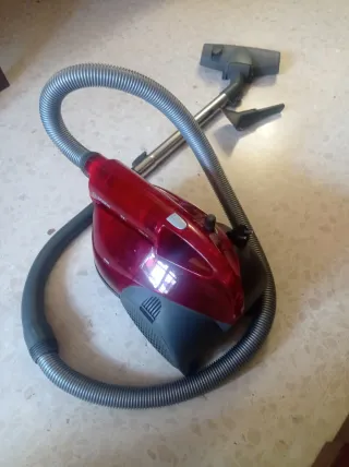 Aspiradora Bosch sin bolsa BX1 .1600 W