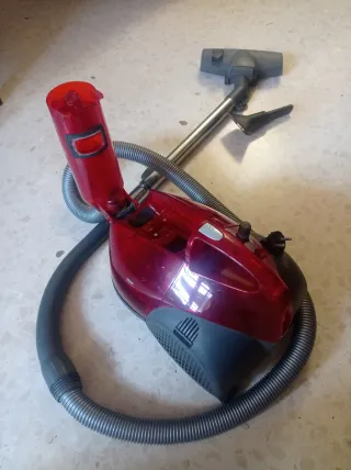 Aspiradora Bosch sin bolsa BX1 .1600 W