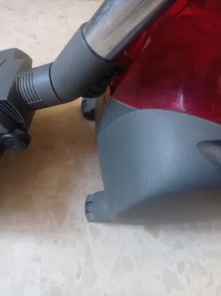 Aspiradora Bosch sin bolsa BX1 .1600 W