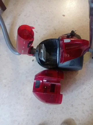 Aspiradora Bosch sin bolsa BX1 .1600 W