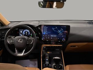 Lexus NX 450H+ 4WD PREMIUM +