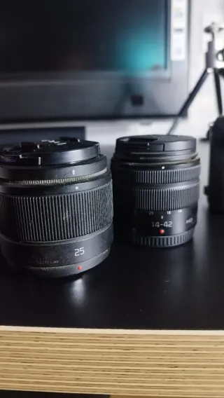 Cámara 4K LUMIX DMC G7 + OBJETIVOS + 3 BATERÍAS