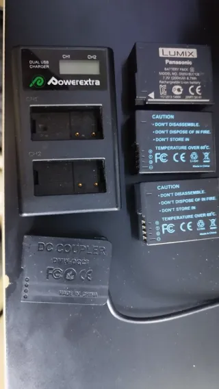 Cámara 4K LUMIX DMC G7 + OBJETIVOS + 3 BATERÍAS