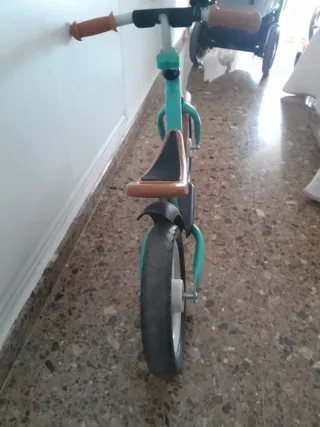 Bicicleta de equilibrio infantil