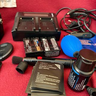 Sony Alpha 68 SLT Espejo transparente + Accesorios