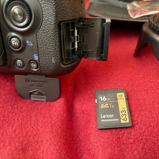 Sony Alpha 68 SLT Espejo transparente + Accesorios