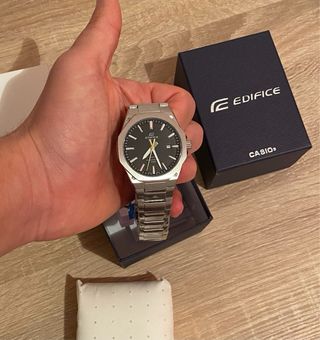 Casio Edifice Reloj Negro y Plateado