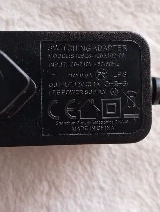 Adaptador Corriente 12V 1A