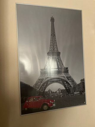 Cuadro Torre Eiffel con Coche Rojo