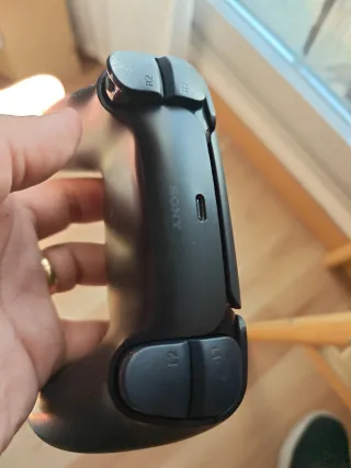 Mando PS5 Negro + Joysticks Magnéticos