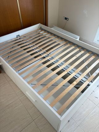 Cama IKEA Brimnes 140x200 con cajones