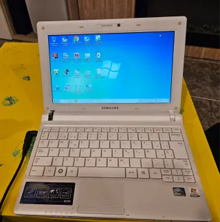 Mini portátil Samsung N150 Blanco