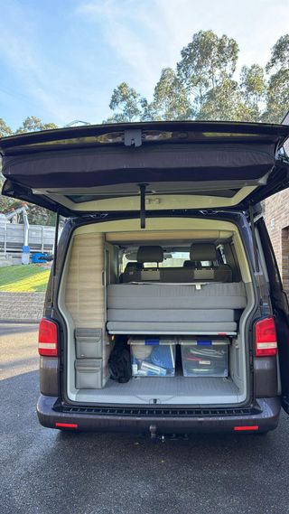 Volkswagen T5 California Comfortline (NEGOCIABLE)