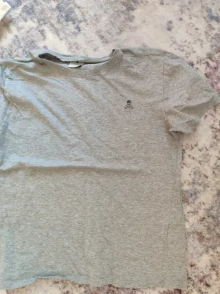 Conjunto Scalpers Camiseta Blanca y Gris + Pantaló