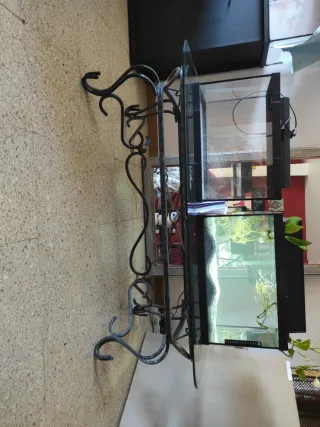 Mesa comedor y auxiliar cristal y metal