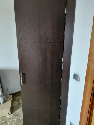 Puertas madera maciza wengue