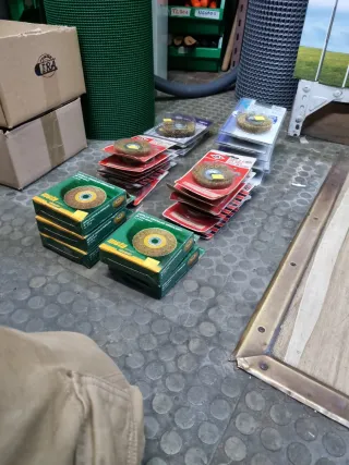 25 Cepillos alambre para taladro/esmeriladora