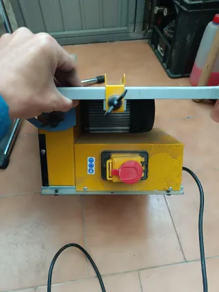 Sierra de madera Alfamec WOOD 200