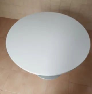 Mesa redonda cocina/comedor blanca y gris