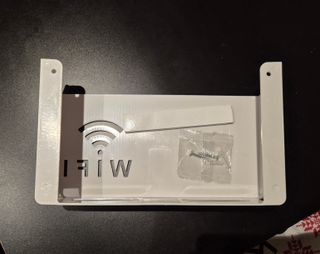 Caja almacenamiento router WiFi