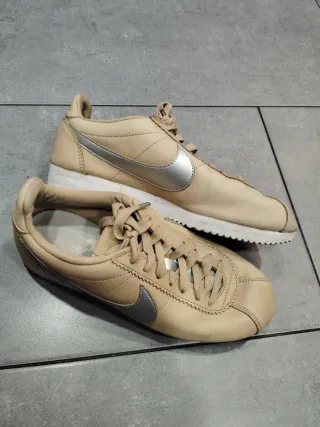 BAMBAS NIKE CORTEZ N° 40