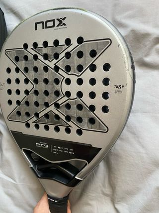 Pala Nox AT10 Genius 18K agustin tapia 2024