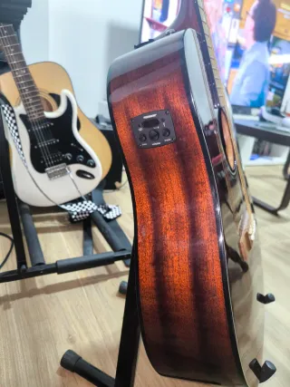 Fender CD140SCE Guitarra Electroacústica