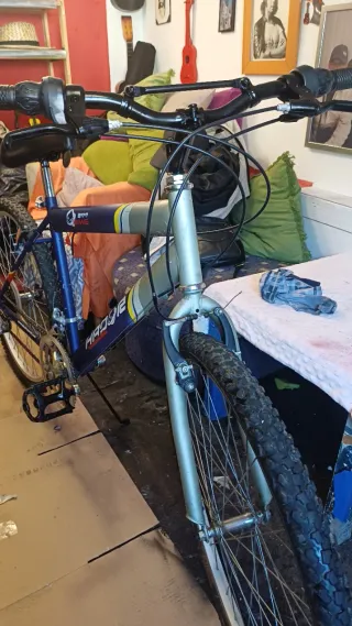 Bicicleta Hador 26 Azul y Gris