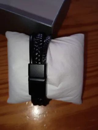 Pulseras de hombre cuero y acero NUEVAS