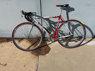 Bicicleta de carretera Zeus