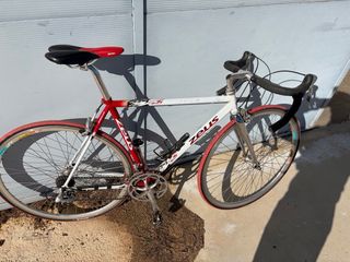 Bicicleta de carretera Zeus