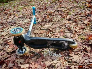 Patinete Globber 3 ruedas azul