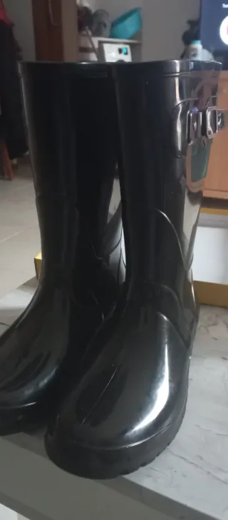 Botas de lluvia negras