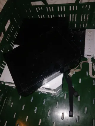 Consola Wii Nintendo Blanca y Negra