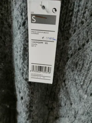 Vestido de punto Sisley cuello alto