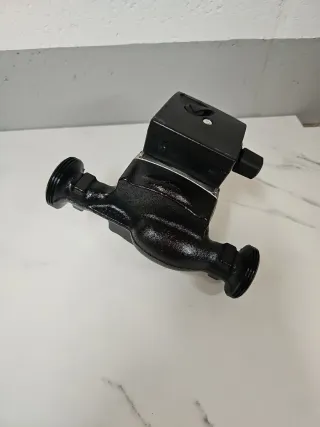 Bomba Grundfos UPS 25/60 J2 180