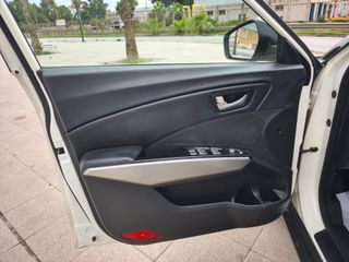 SsangYong Tivoli 2016 DIESEL 115 CV ALTO DE GAMA