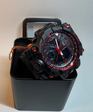 Reloj Negro y Rojo