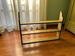 Dormitorio clásico completo.