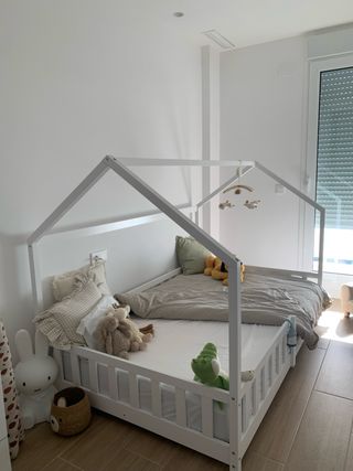 Cama casita blanca 120x200 + colchón