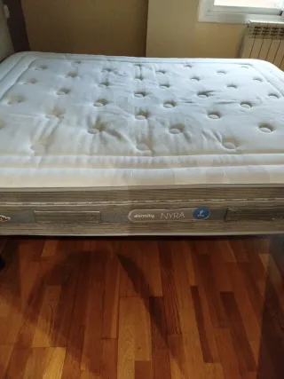 Colchón y cabezal cama 150