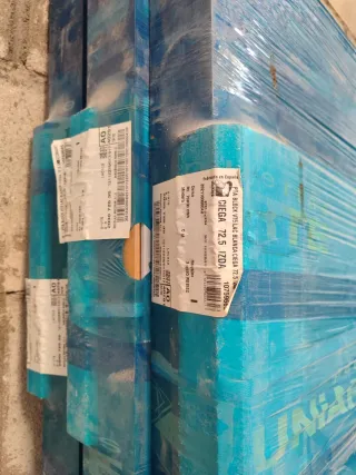 Puerta de madera blanca