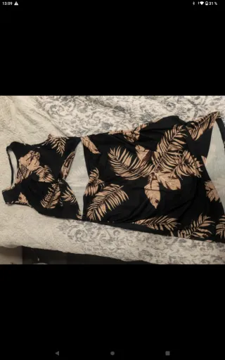 Vestido estampado hojas