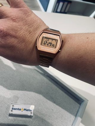 Casio Rosado Dorado Digital B640W