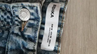 Pantalones vaqueros Bershka