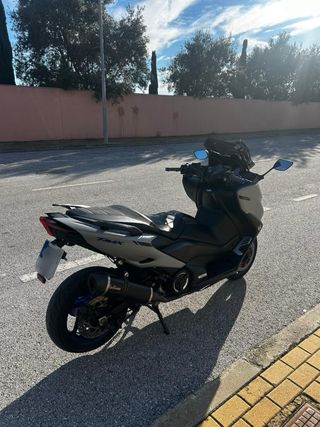 Yamaha TMAX 560 2021 - Full Extras